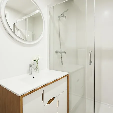 Downtown Historic Apartment *
