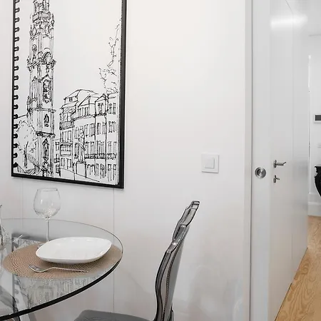 Downtown Historic Apartment *