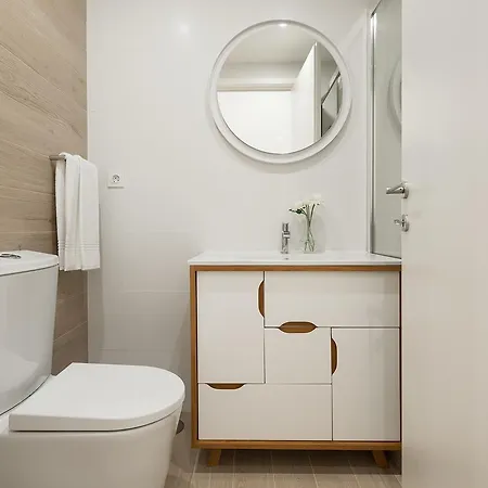 Downtown Historic Apartment *